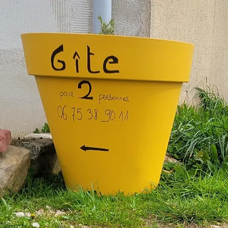 A La Campagne Vila Yevres Exterior foto